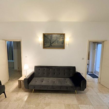 Apartment Moments From Hyde Park Londra Esterno foto