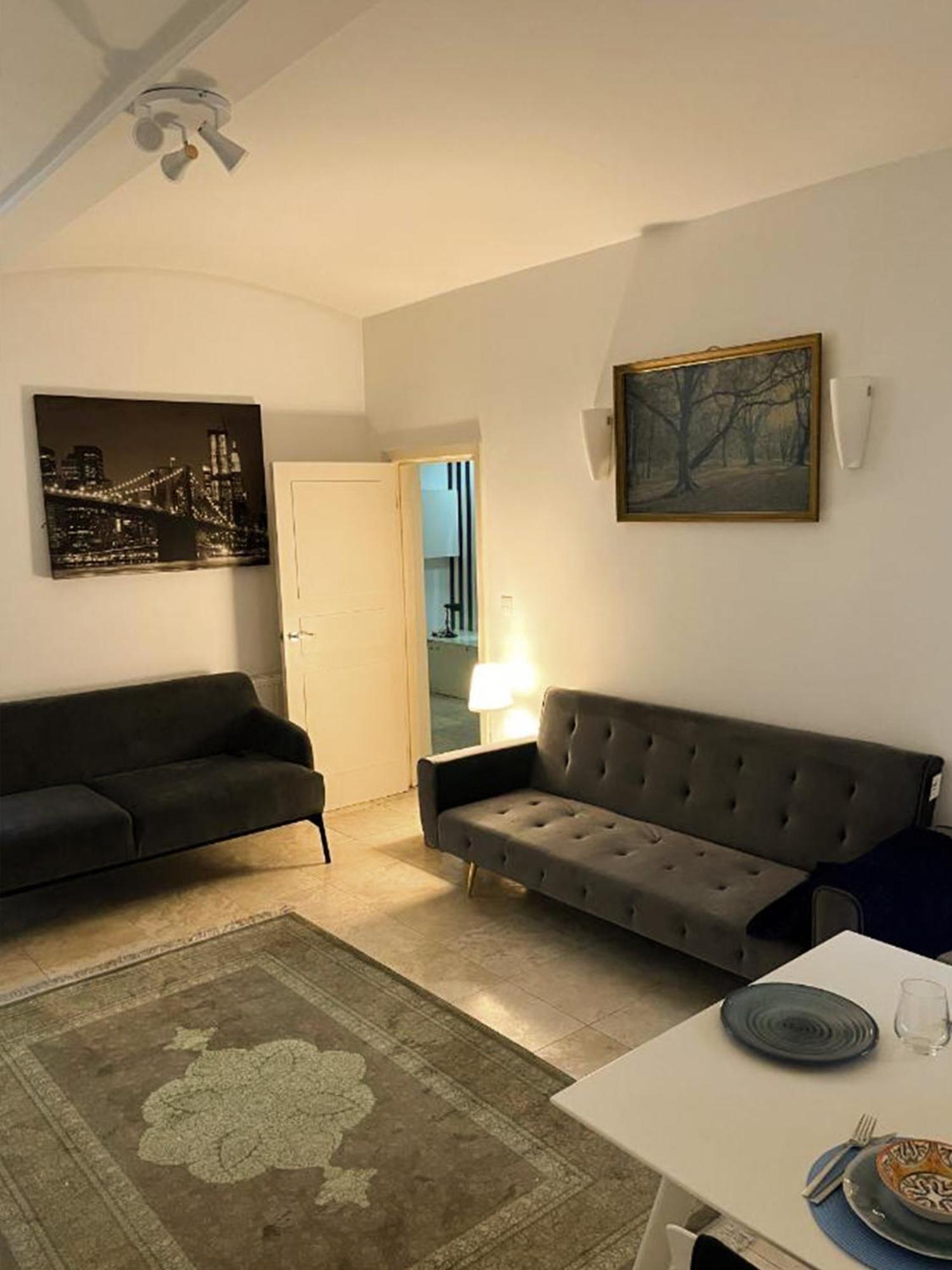 Apartment Moments From Hyde Park Londra Esterno foto