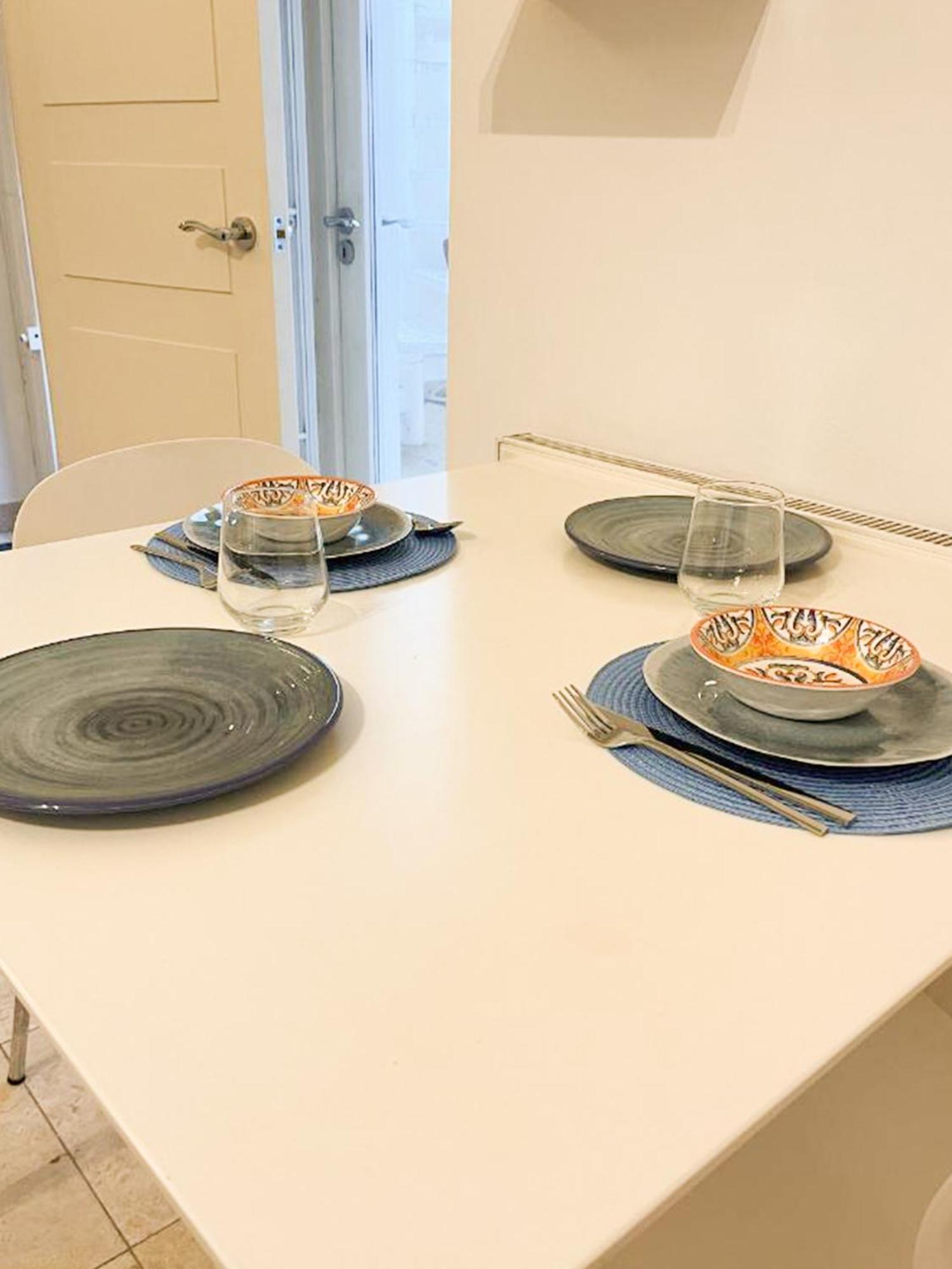 Apartment Moments From Hyde Park Londra Esterno foto